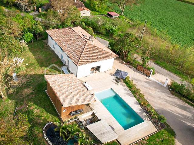 SUD TOULOUSE 45 MIN – DOMAINE D'EXCEPTION 231M² AVEC PISCINE & VUE PYRÉNÉES SUR 1 HECTARE DPE: A