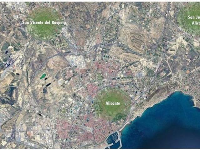 SUELO URBANO DE USO INDISTRIAL EN POLÍGONO INDUSTRIAL CONSOLIDADO. SIN COMISIÓN DE AGENCIA