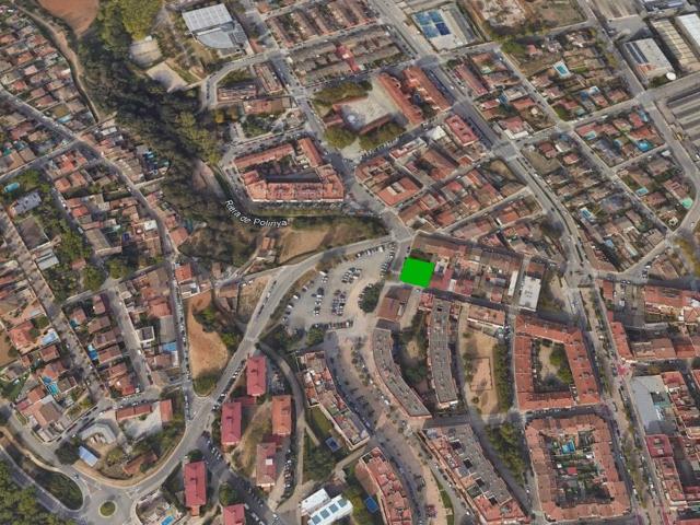 Suelo urbano no consolidado en C/ Sant Pere Polinyà Barcelona
