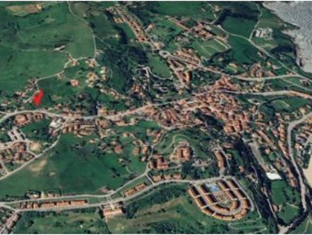 Suelo urbano para unifamiliares en Comillas