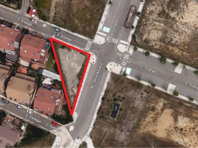 Suelo urbano para servicios en Cistérniga