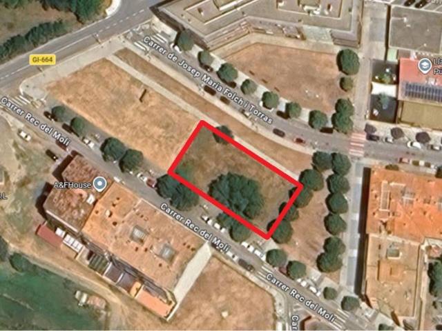 Suelo urbano residencial en La Bisbal d'Empordà