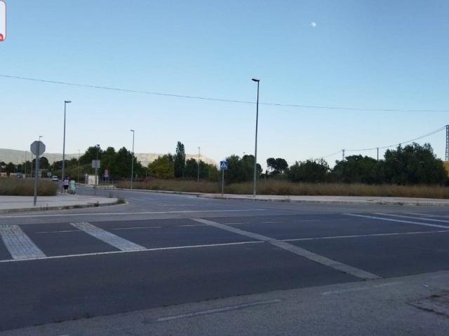 SUELO URBANIZADO EN CASTALLA. ZONA LLAURIA