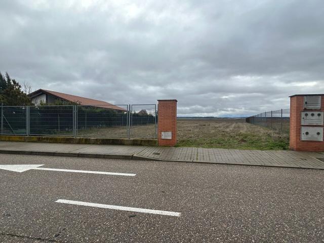 Suelo en venta, Aldeamayor de San Martín, Valladolid