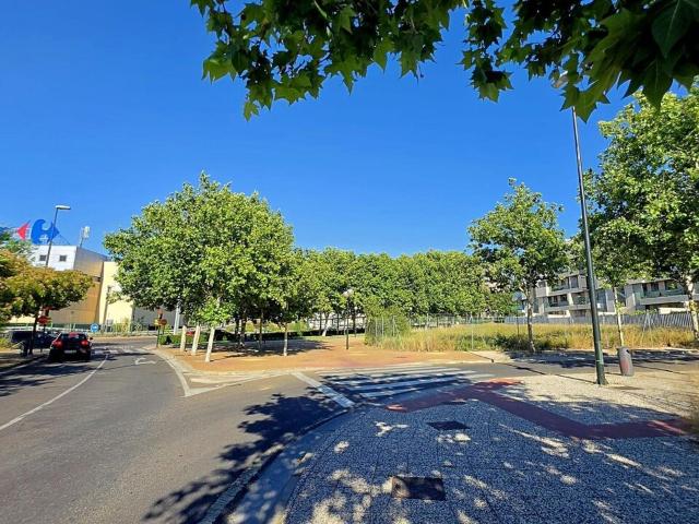 Suelo en venta, Miralbueno, Zaragoza