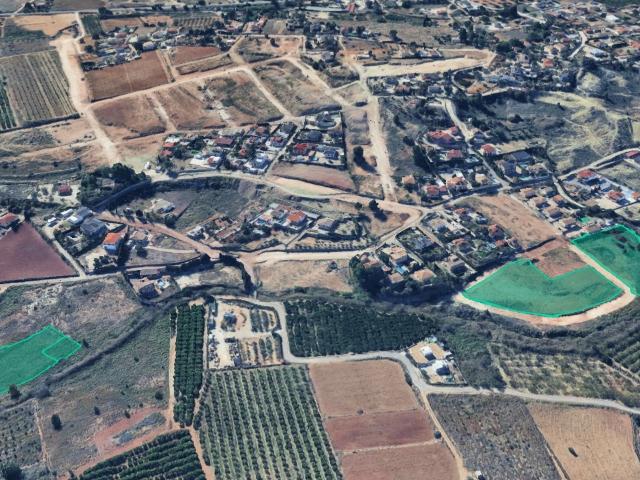 Suelos urbanizables y no urbanizables en Pol 3, Montroy Valencia