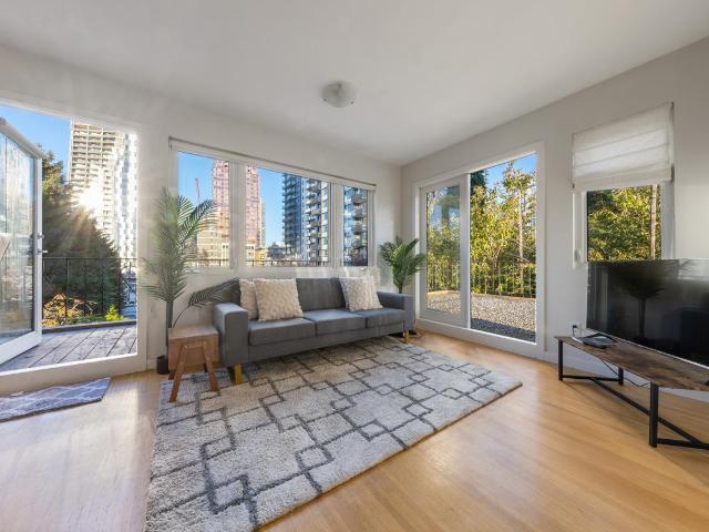 Suffolk House 1540 Haro Penthouse [object Promise] for Rent