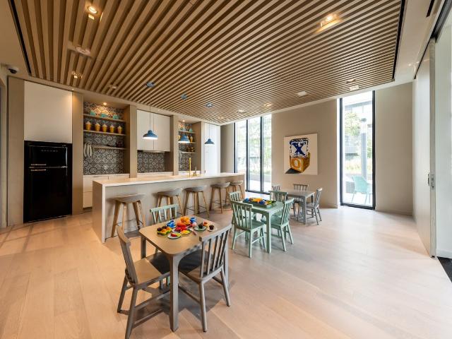 Sugar Wharf Condominiums 1 Bedroom Apartment for Rent at 100 Downes St && 28 Cooper St, Toronto, ON M5E None East Bayfront
