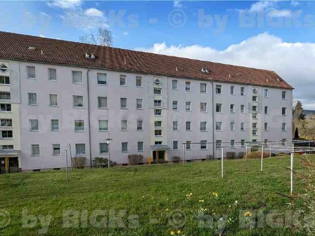 Suhl Am Klinikum: 3 Raum Wohnung Suhl,sep.Küche,Wannenbad