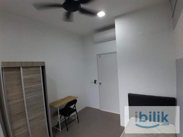 [Suite Enesta] Original Actual Small Room with Aircond Opposite MRT, Bus to Publika