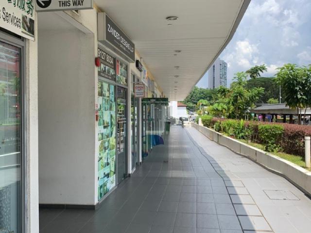 Suites at Bukit Timah Mall Shop For Sale, $450,00097 sqft $4,639.00 psf