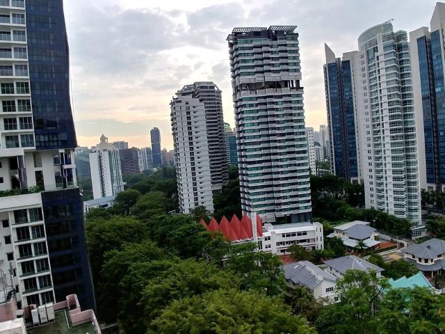 Suites @ Newton D11, Apartment