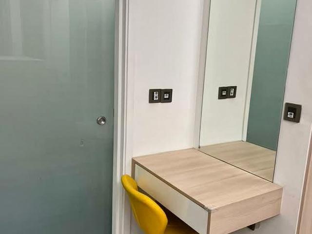 Suites @ Sims D14, Apartment
