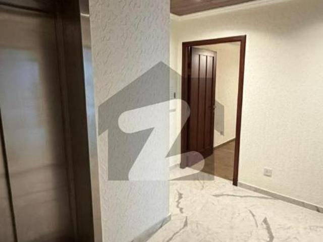 Sukh chayn Recidence F 10 1st Entry 4 bedroom Type A personal Lift Nun Furnished Apartment Available For Rent beautiful Location Sukh Chayn Residence