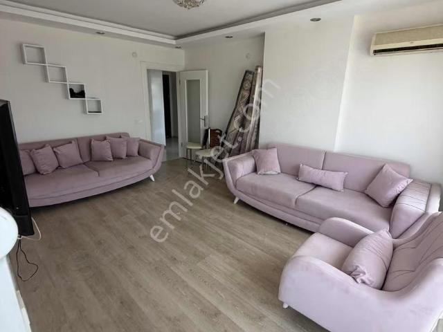 Sultan Konaklarında Havuzlu 2+1 Satılık Daire