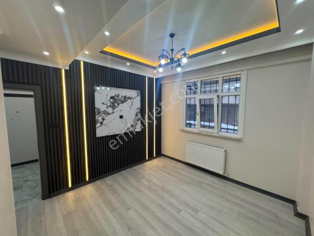 Sultançiftliği Mah İçi Sıfırlanmış 2+1 100m2 Yüksek Giriş Daire