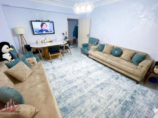 Sultançifligi Mahallesinde Site İçerisinde Satılık Yüksek Giriş