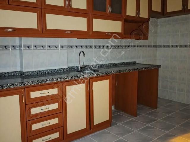 Sultanbeyli Turgut Reis Mahallesi'nde 3+1 Kiralık Daire