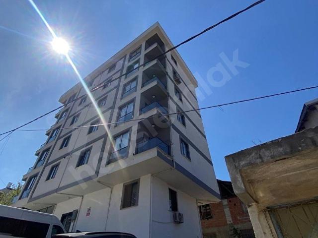 SULTANBEYLİ YAVUZSELİM MH.2+1 SATILIK ARAKAT DAİRE