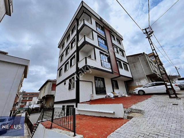 Sultanbeyli Akşemsettin Mahallesin'de 2+1 Satılık Daire