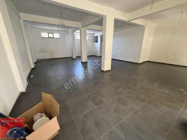 Sultanbeyli De 200 M2 Kiralık Depo