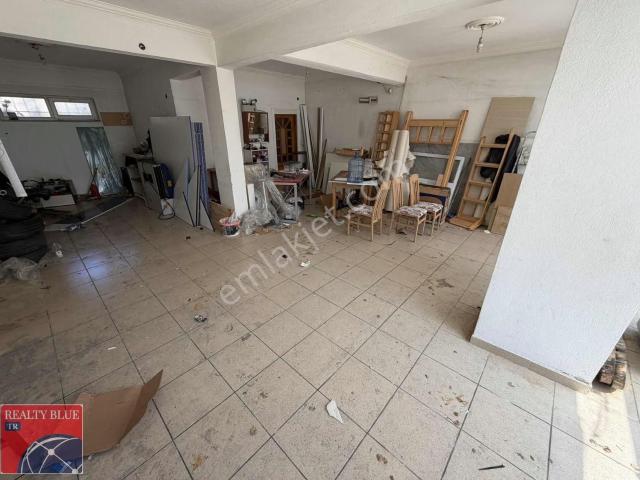 Sultanbeyli De Cadde Üzeri Kiralık Depo