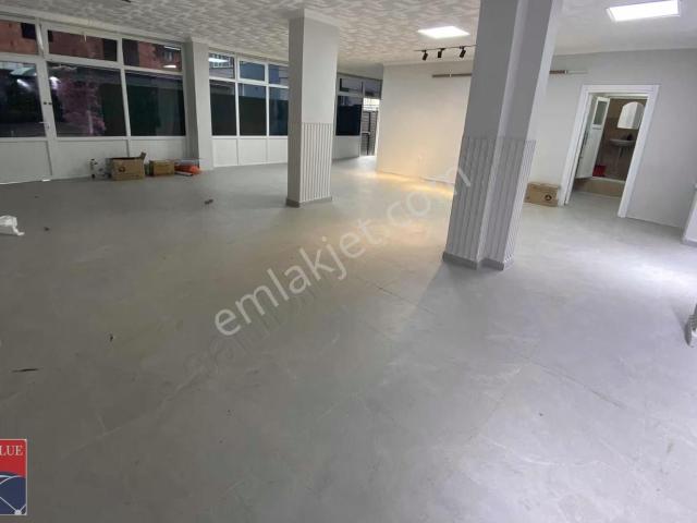 Sultanbeyli Fatihde Kiralık 110 M2 Dükkan