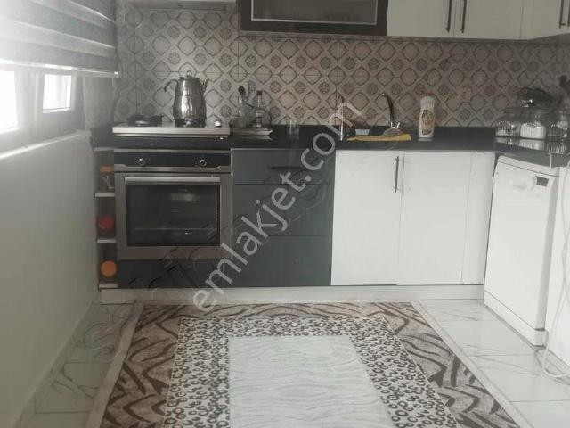 Sultanbeyli Hamidiye Mah.satılık 4+1 Üst Dubleks