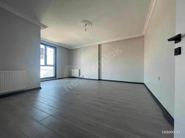 SULTANBEYLİ M.AKİF MAHALLESİNDE 2+1 KİRALIK LÜKS DAİRE