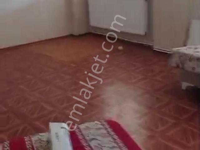 Sultanbeyli Mecidiye Mahlesinde Beyakar Ve Aileye Acil Kiralık. Daire