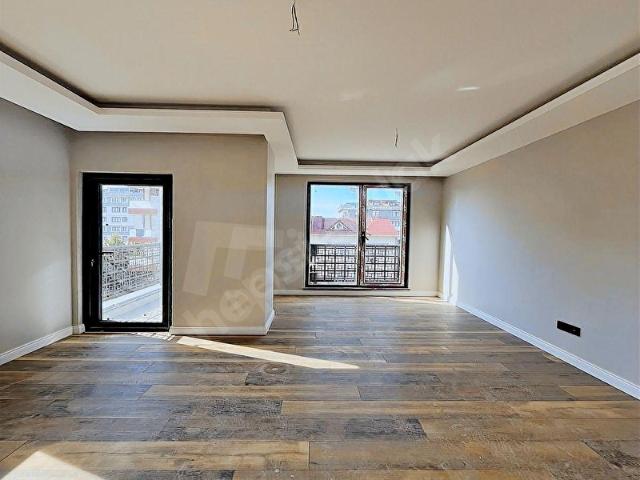 SULTANBEYLİ MİMAR SİNAN'DA MODERN DIŞ CEPHELİ 3+1 LÜKS DAİRELER!