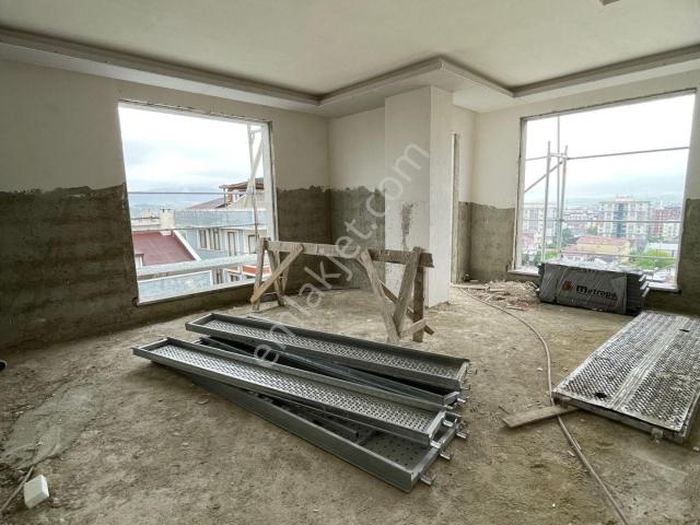 Sultanbeyli Mimar Sinan Mahallesi 1.5 Ay Sonra Teslim 4+1 Satılık Çatı Dubleks