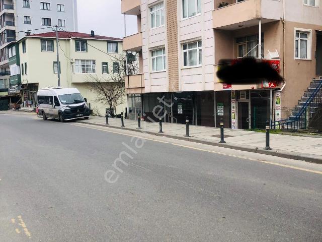 Sultanbeyli Mimarsinan Caddesinde 200m2 Kiralık Dükkan