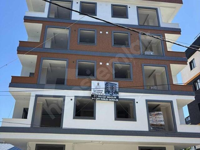 SULTANBEYLİ NECİPFAZIL MAH SATLIK 2+1 DAİRE CADDE 2 PARSEL