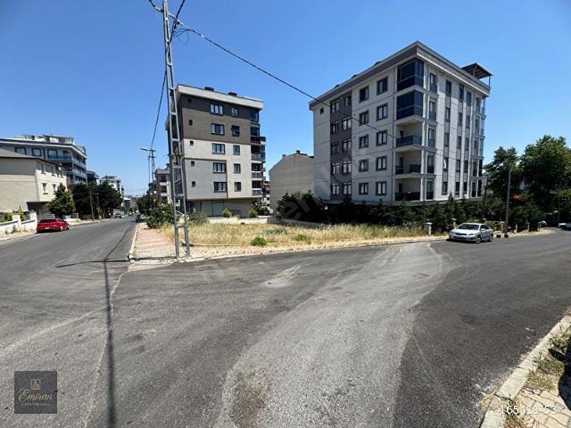 Sultanbeyli Necip Fazıl Mahallesi'nde Köşe Konumlu Fırsat Arsa