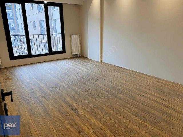 Sultanbeyli Orhangazi Mah.butik Site İçerisinde Satılık 3+1daire