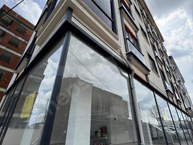 SULTANBEYLİ ORHANGAZI MAHALLESIN DE 200 m2 KİRALIK DÜKKAN