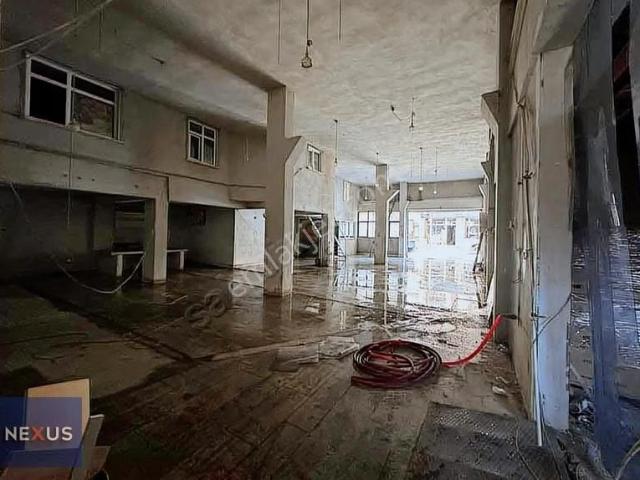 Sultanbeyli'de 4.5m Yükseklik Kiralık 250 M2 Depo