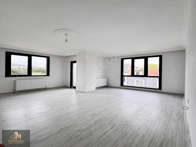 Sultanbeyli'de 90m² Ebeveyn Banyolu, 2+1 Lüks Daire