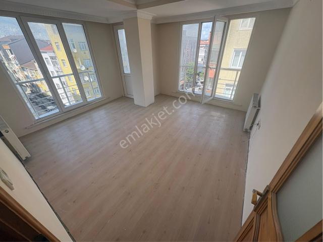Sultangazi Cebeci Mah Kiralık 2+1 Asansörlü Daire