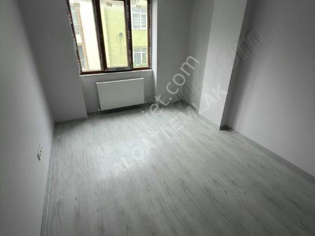 Sultangazi Cebeci Mahallesinde Satılık 2+1 Boş Sıfır Daire!