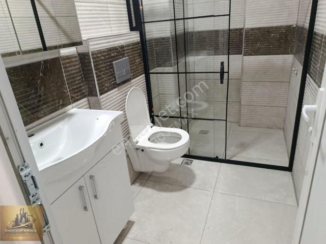 Sultangazi Esentepe Mahallesi 2+1 Kat 1 100 M²
