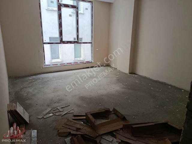 Sultangazi 50 Yıl Mahallesi 2+1 Kat 2 90 M²