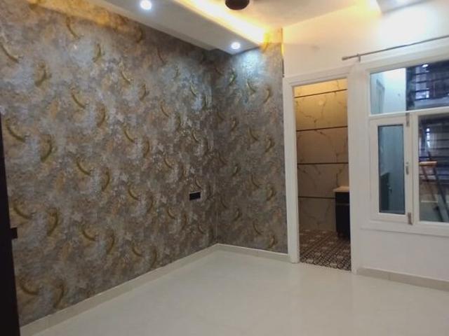 Sultanpur, South Delhi 2 Bedroom 770 Sq. Ft. Builder Floor in Sultanpur Delhi Listing ID: #10038