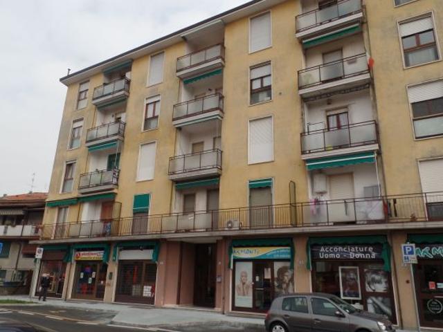SULBIATE 2 locali con cantina e box