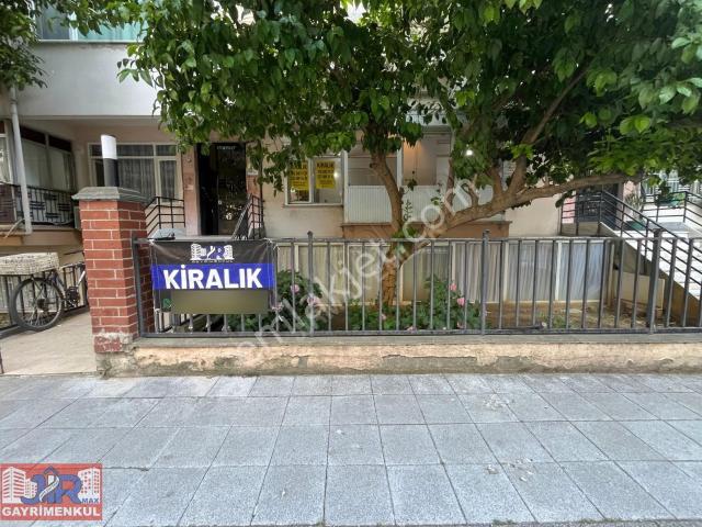 Süleyman Yalçın Şehir Hastanesi 100m Merdivenköy 2+1 Daire