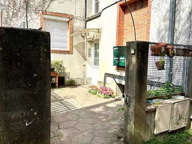 Sully sur Loire 45600 Location appartement 2 pièces t2 au dernier étage