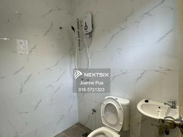Super value buy Unit in Shah Alam Seksyen 4, Bank Value 700K