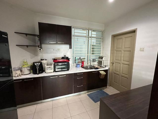 SUPER WORTH Desa Airmas 1000 Sqft High Floor Renovated Unit