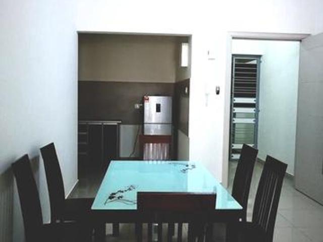 SUPER WORTH Gardens Ville 1115 Sqft 2 Car Park Fully Furnished